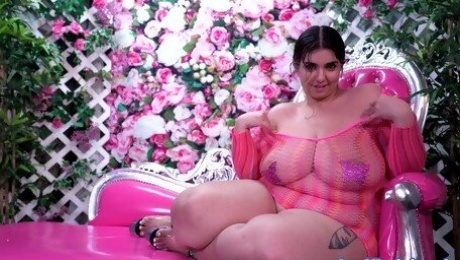 BBW Rose D Kush Rides a Silicon Cock